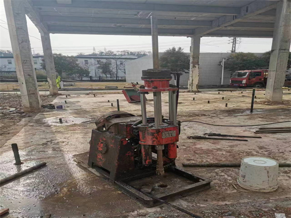 鲁甸袖阀管小导管注浆加固施工工艺